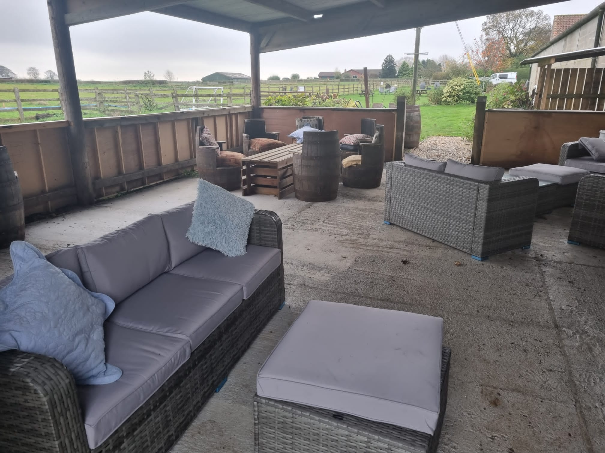 Alfresco Dining Area - Interior